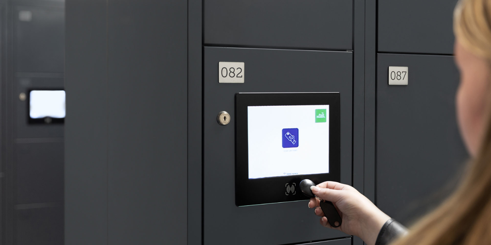 Maatwerk locker met slotsysteem